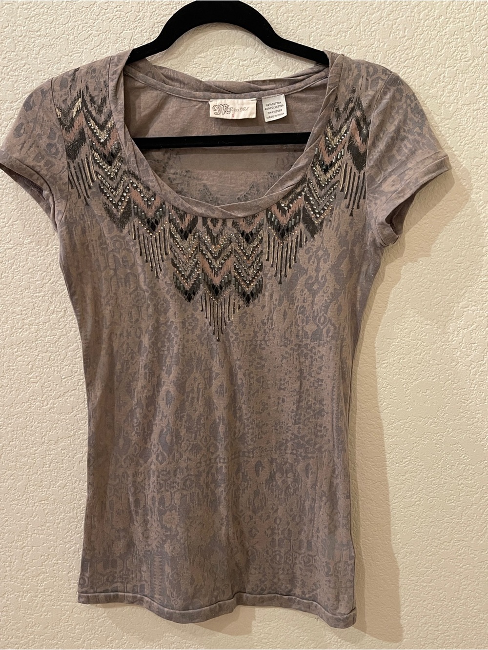 Miss Me Taupe Short-Sleeve Scoop Neck Tee with Beaded Chevron